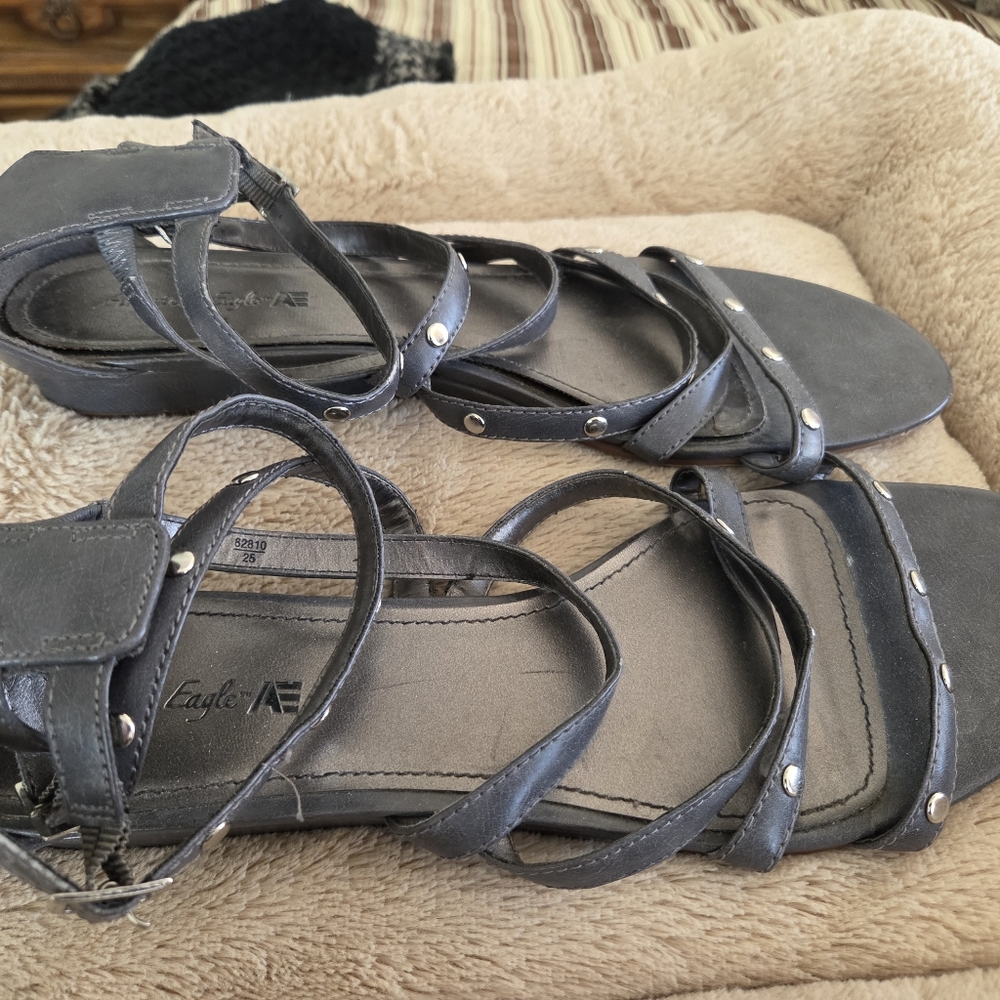 Stylish Black Strappy Sandals